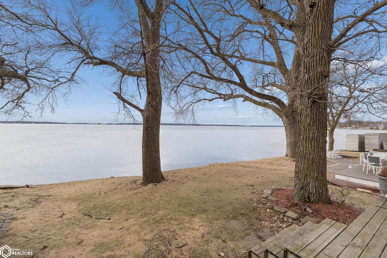 725 Shore Drive - Photo 1