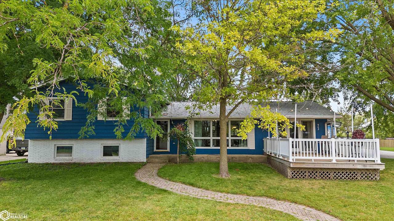 902 Shore Drive - Photo 1