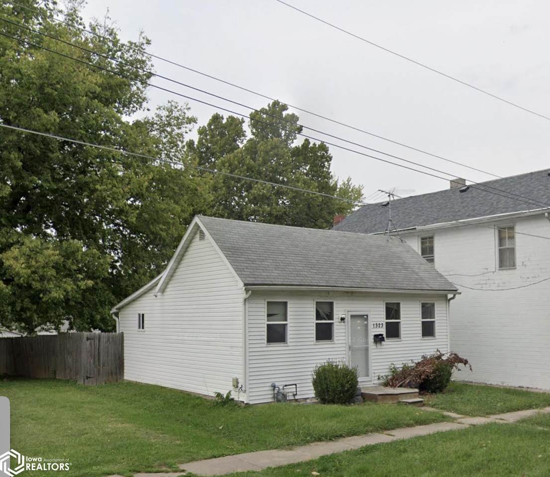1323 8Th Street - Photo 1