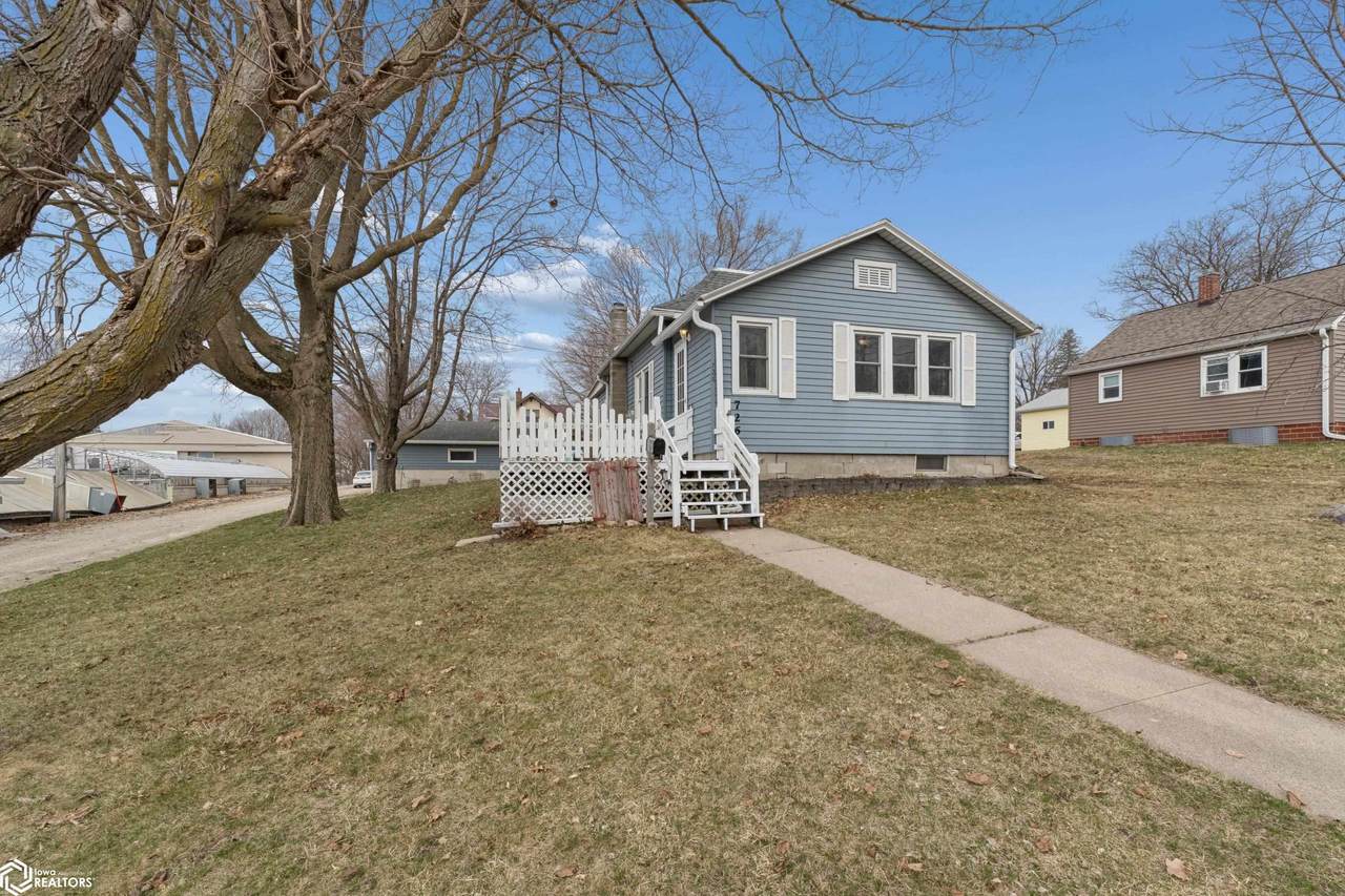 726 4th Street - Photo 1
