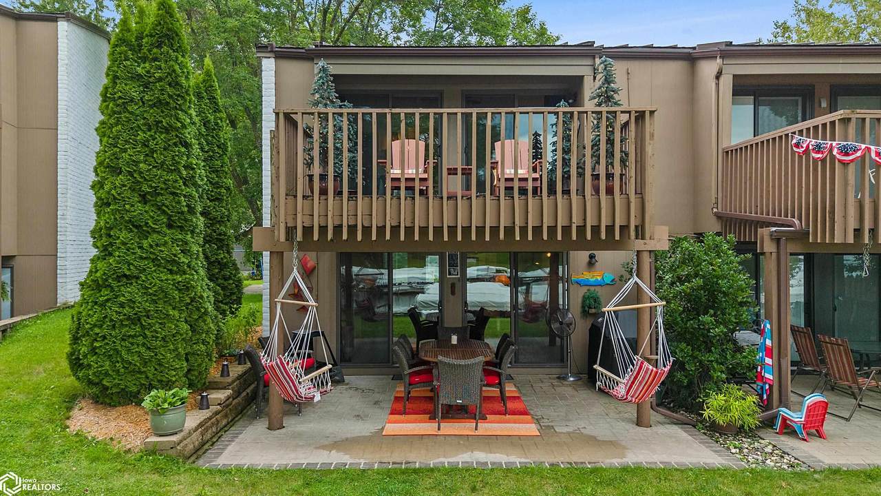 2700 Shore Drive - Photo 1