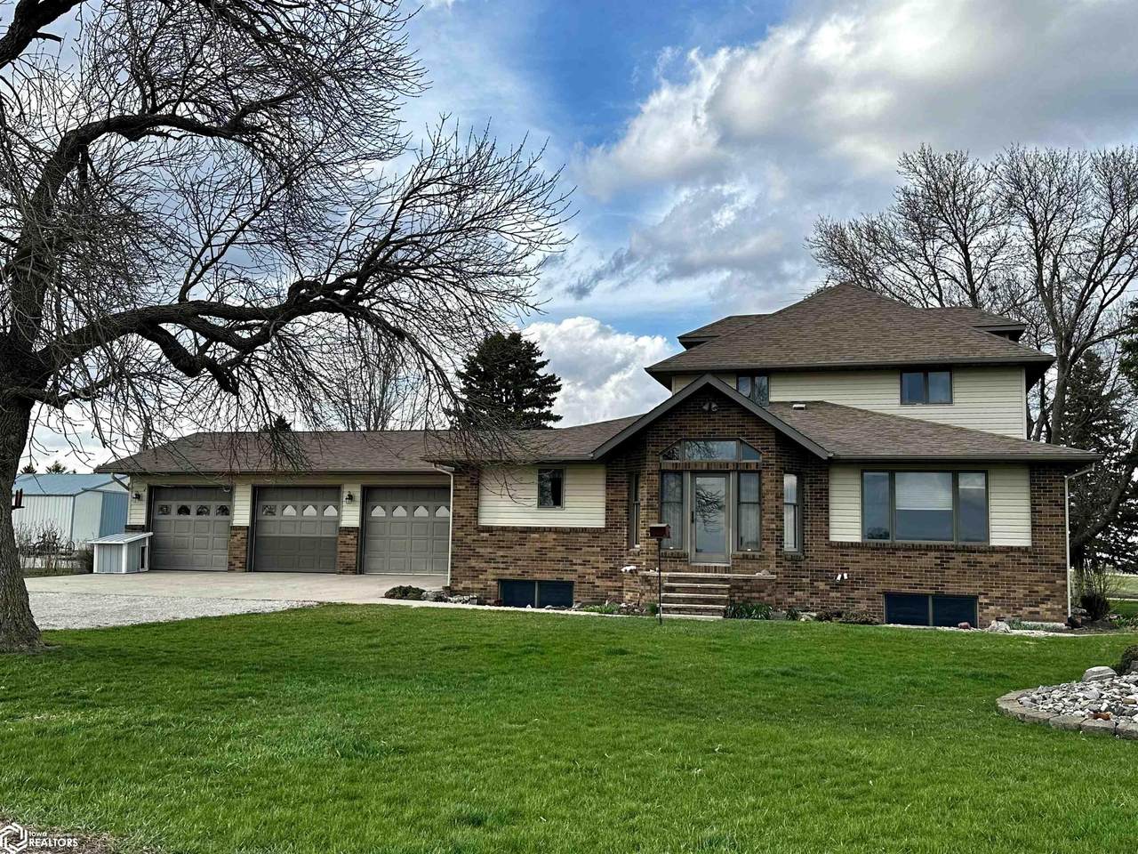 1145 Birch Avenue - Photo 1