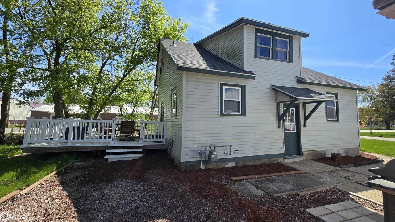 308 B Street - Photo 1