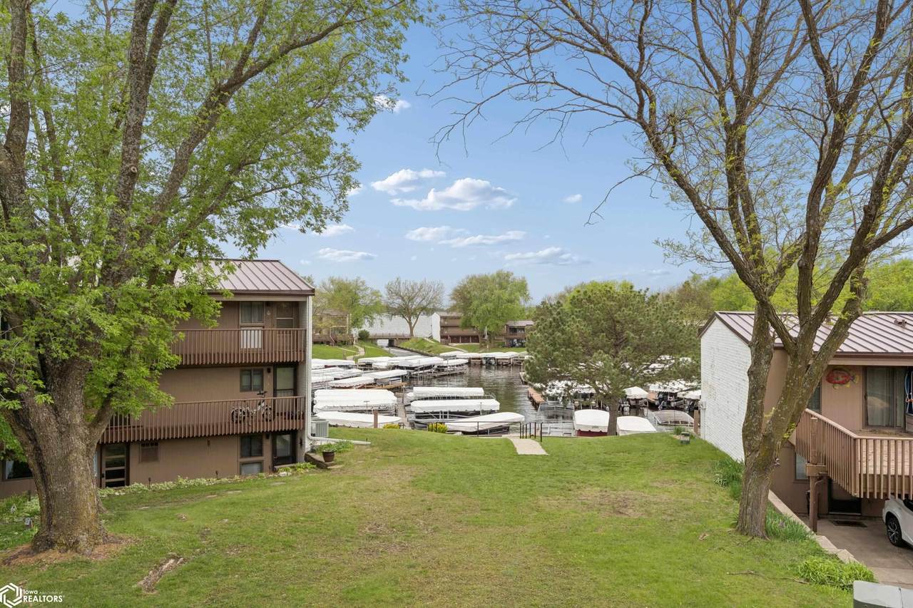 2700 Shore Drive - Photo 1