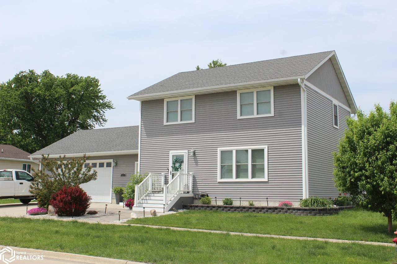 310 13Th Street - Photo 1