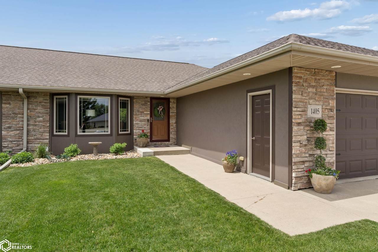 1405 20th Street - Photo 1