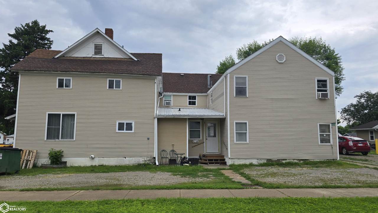 207 Lake Street - Photo 1