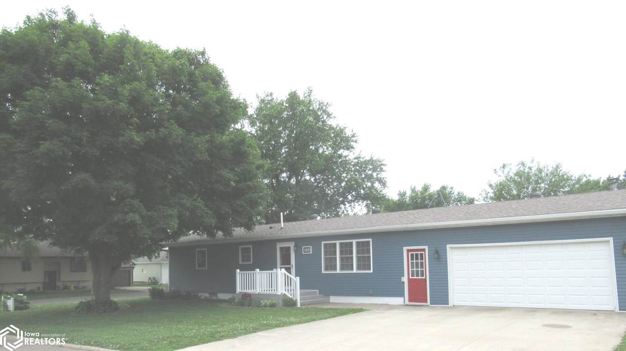 102 Hillhaven Drive - Photo 1