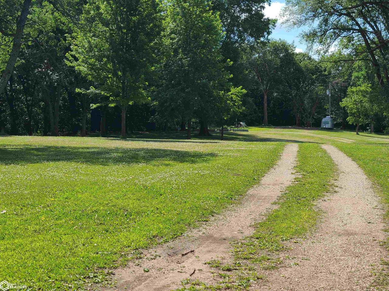 1288 River Road - Photo 1
