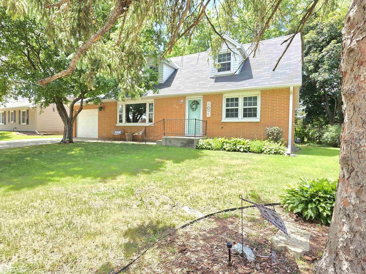 616 Indiana - Photo 1