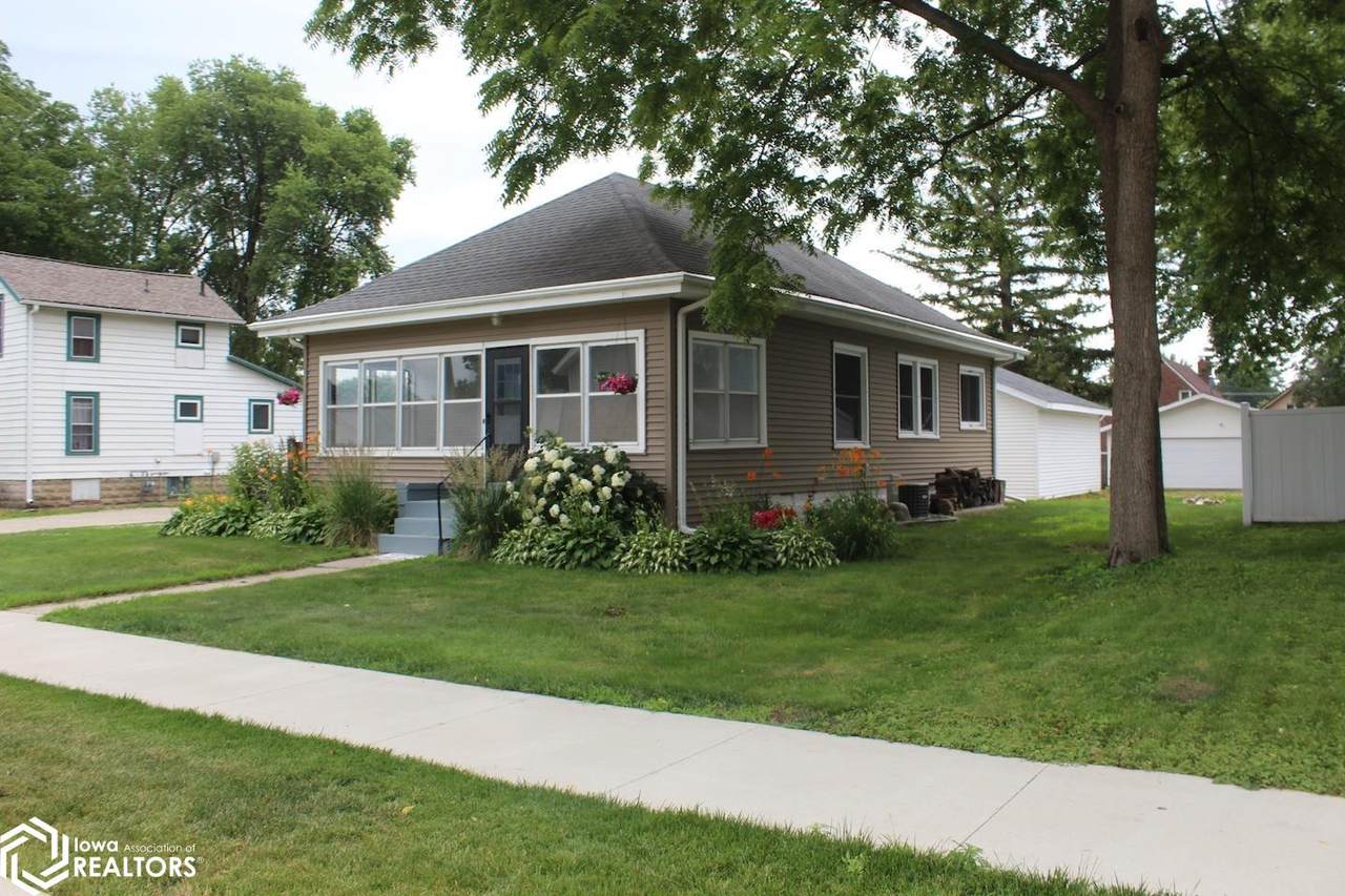 1013 Main Avenue - Photo 1