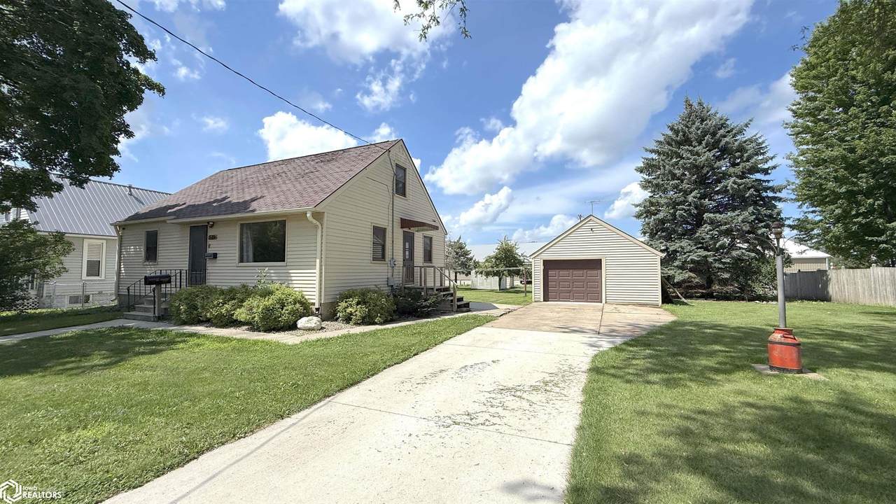 526 12th Street - Photo 1