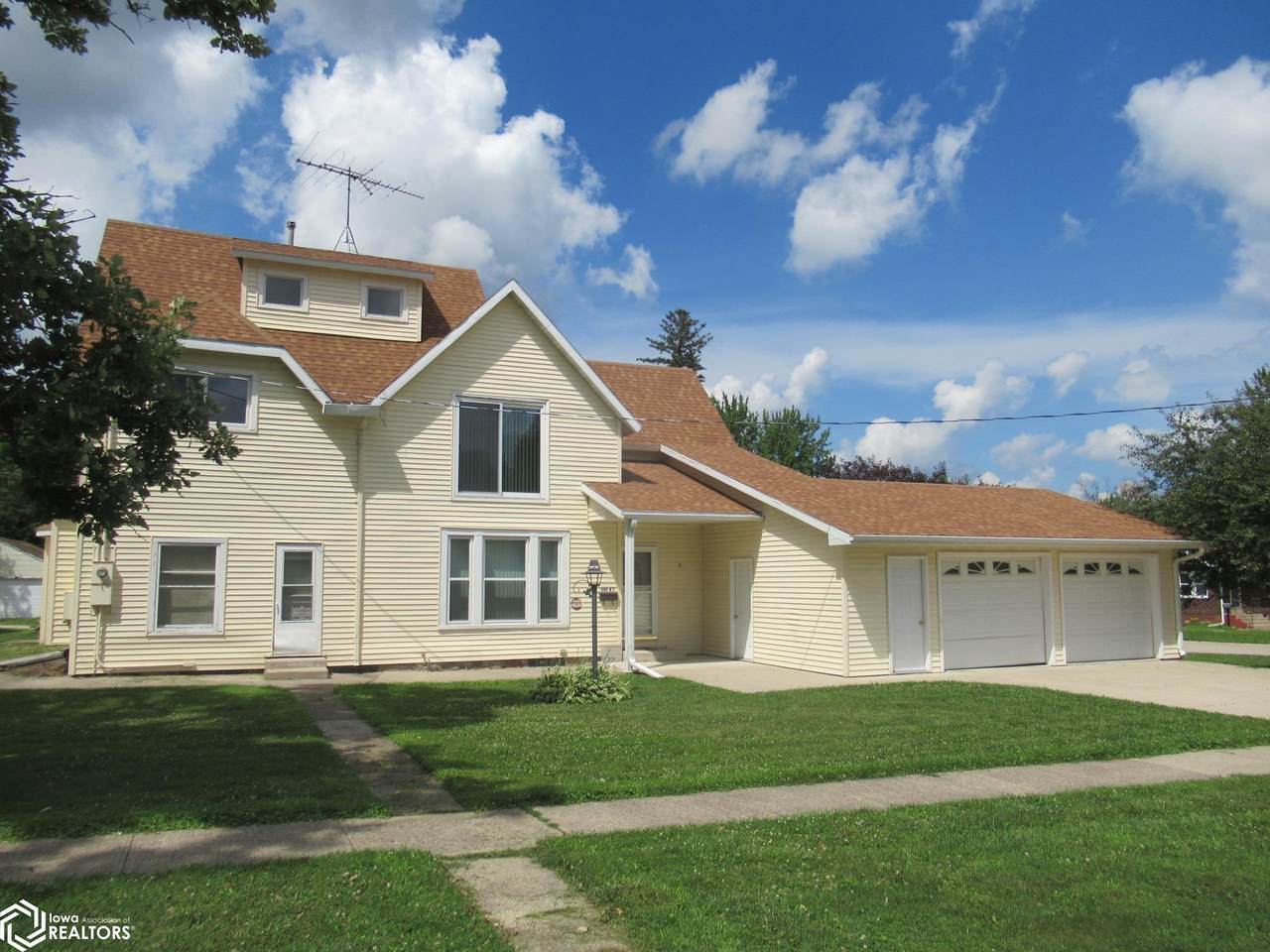506 7th - Photo 1