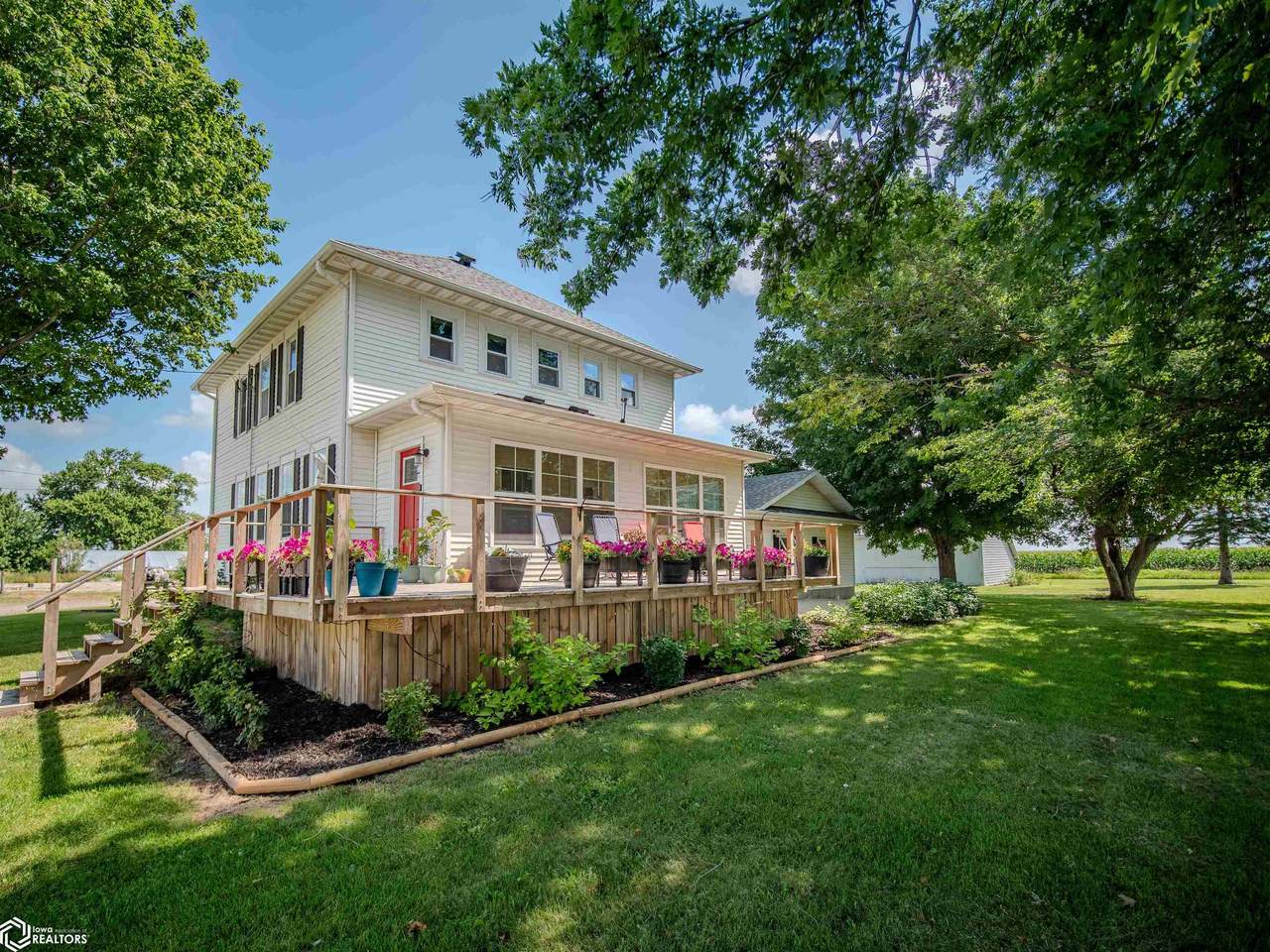2322 410Th Street - Photo 1