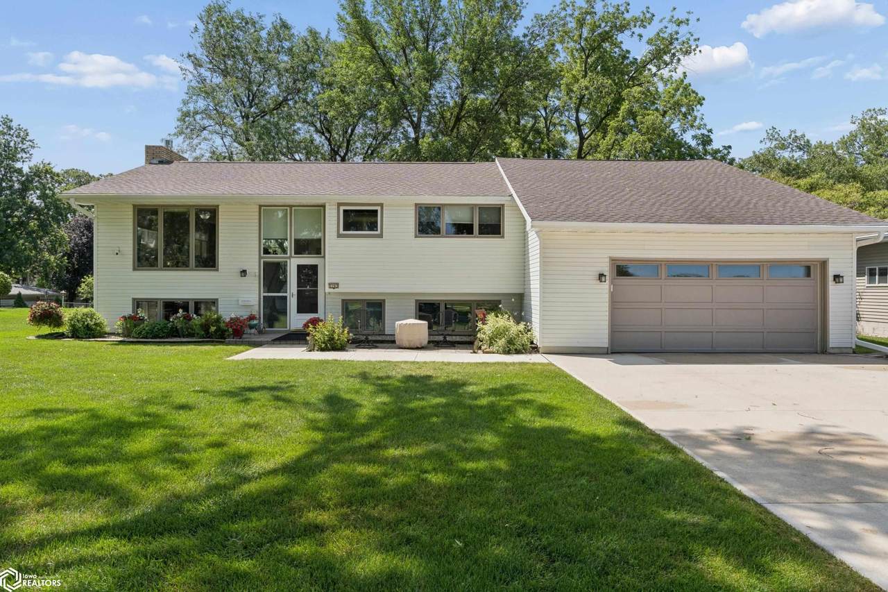 1703 1st Ave - Photo 1