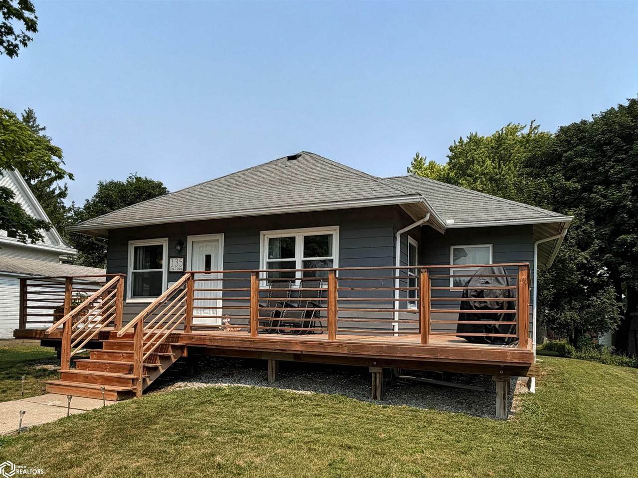 135 C Street - Photo 1