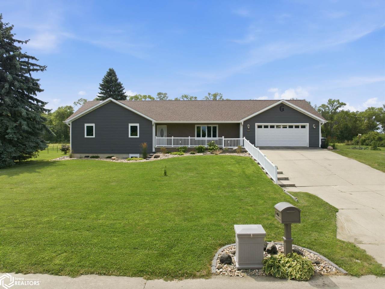 2909 4th Street - Photo 1
