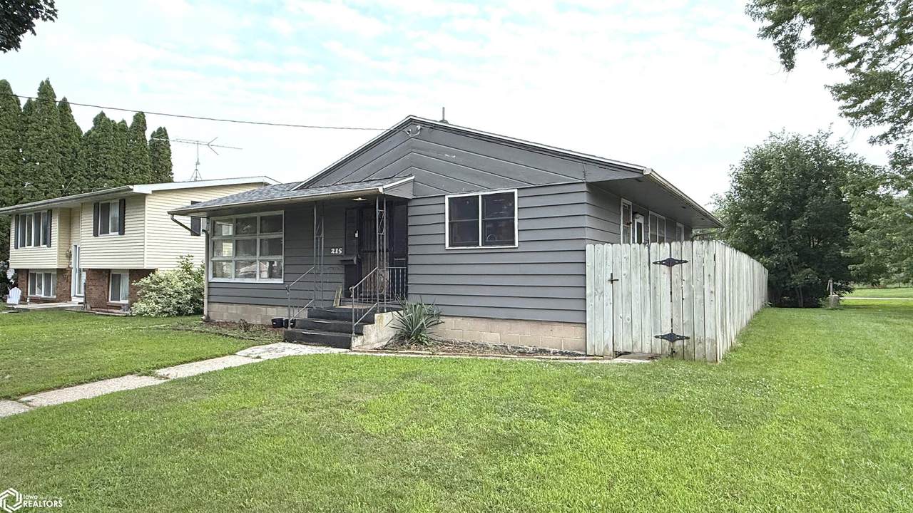 215 15th Street - Photo 1