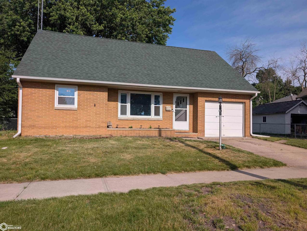 816 Maryland - Photo 1
