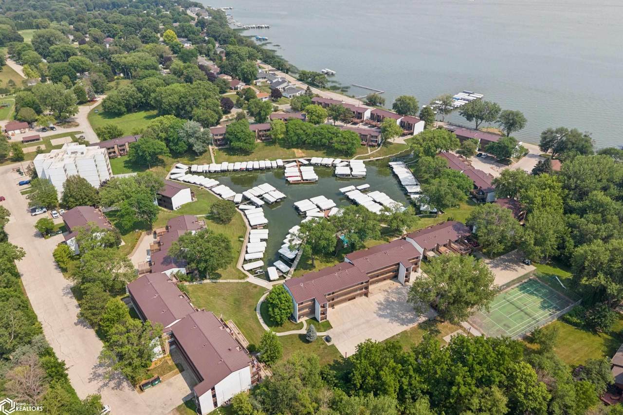 2700 Shore Drive - Photo 1