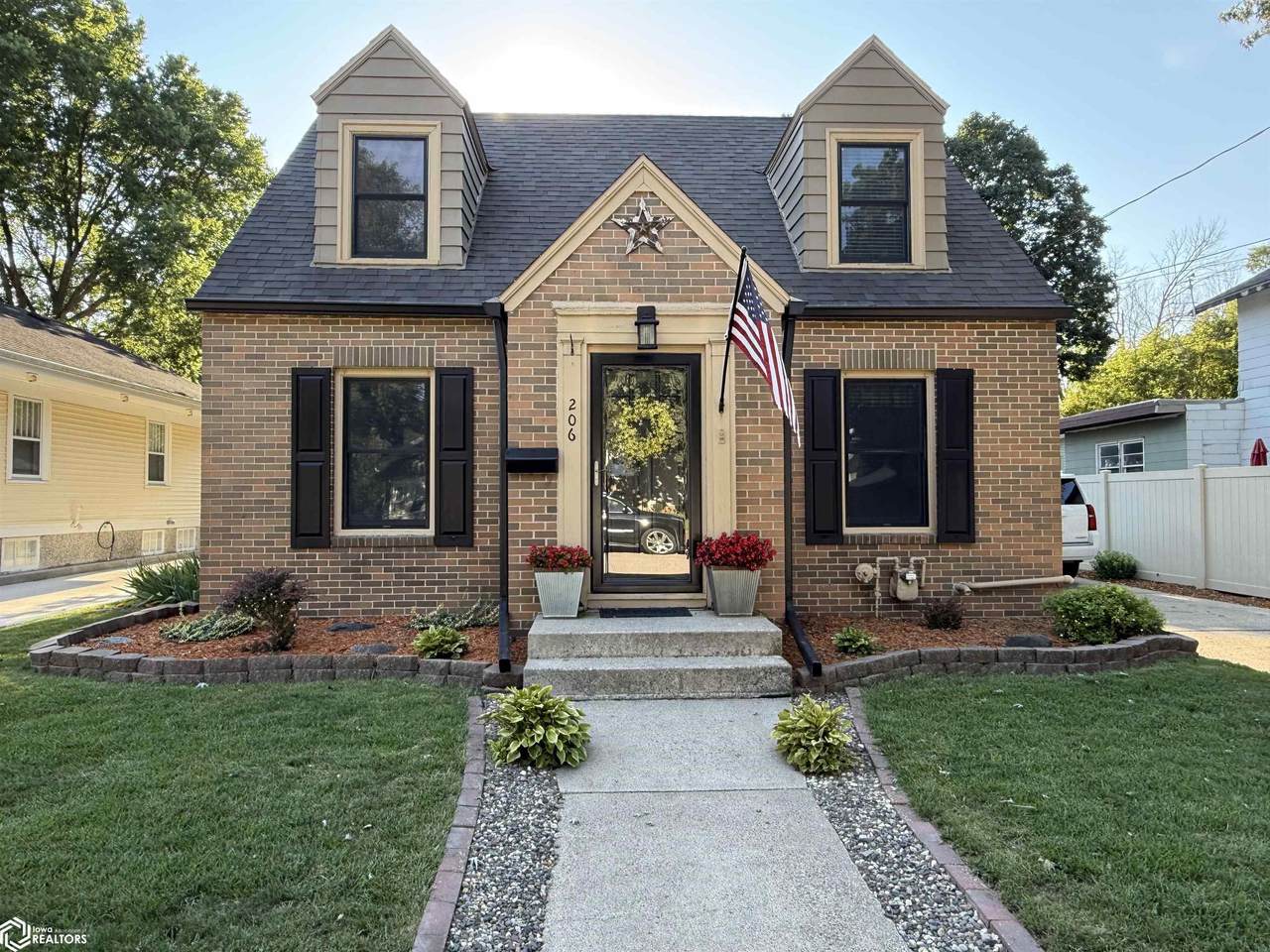 206 Rhode Island Ave - Photo 1