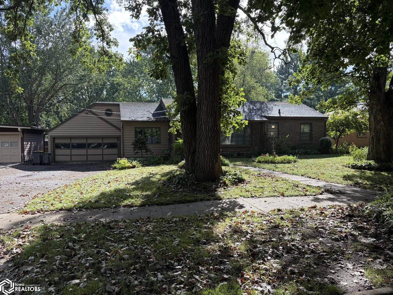315 Carolina Avenue - Photo 1
