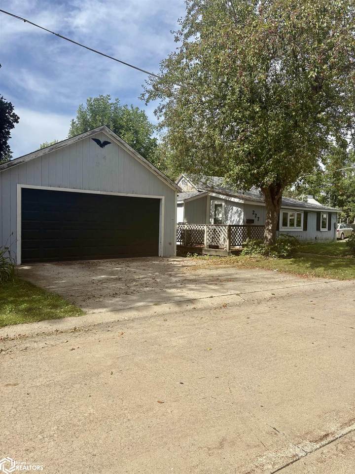 227 Asbury Drive - Photo 1