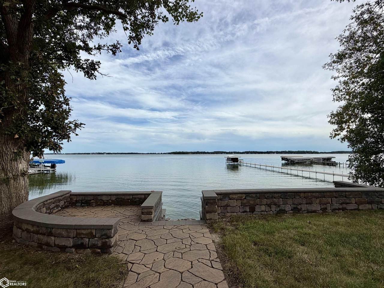 2908 Shore Drive - Photo 1