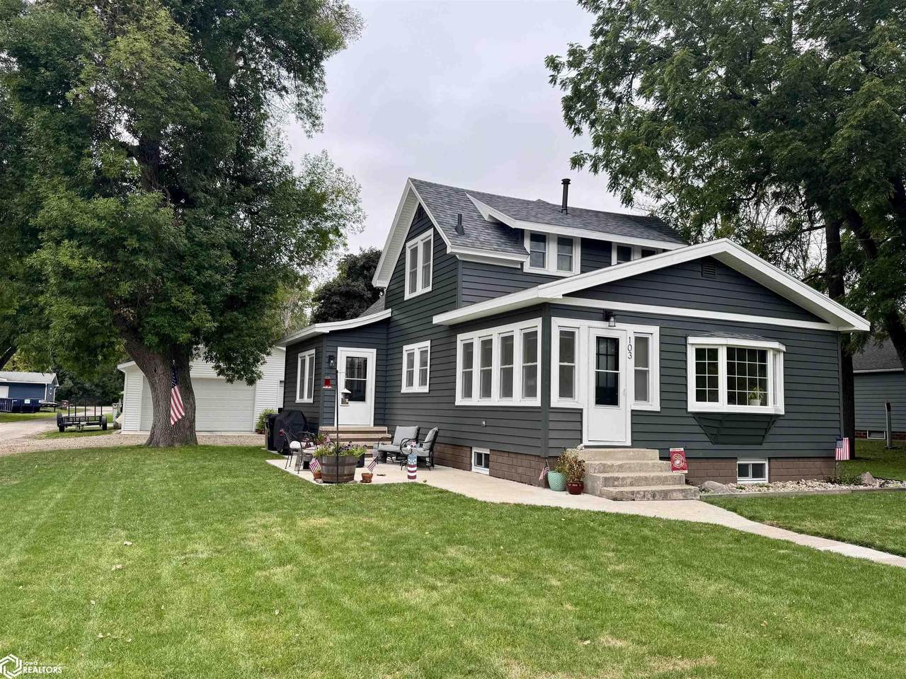 103 Lake Street - Photo 1