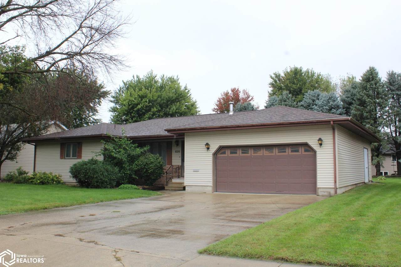 820 11Th Street - Photo 1