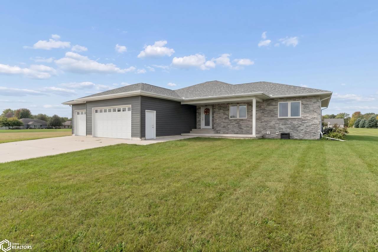 714 Cypress Court - Photo 1