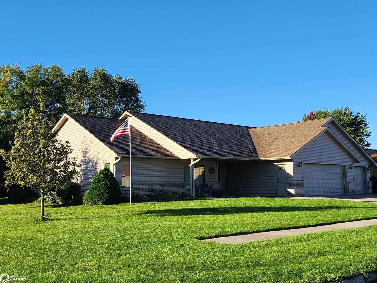 3399 Saratoga Court - Photo 1