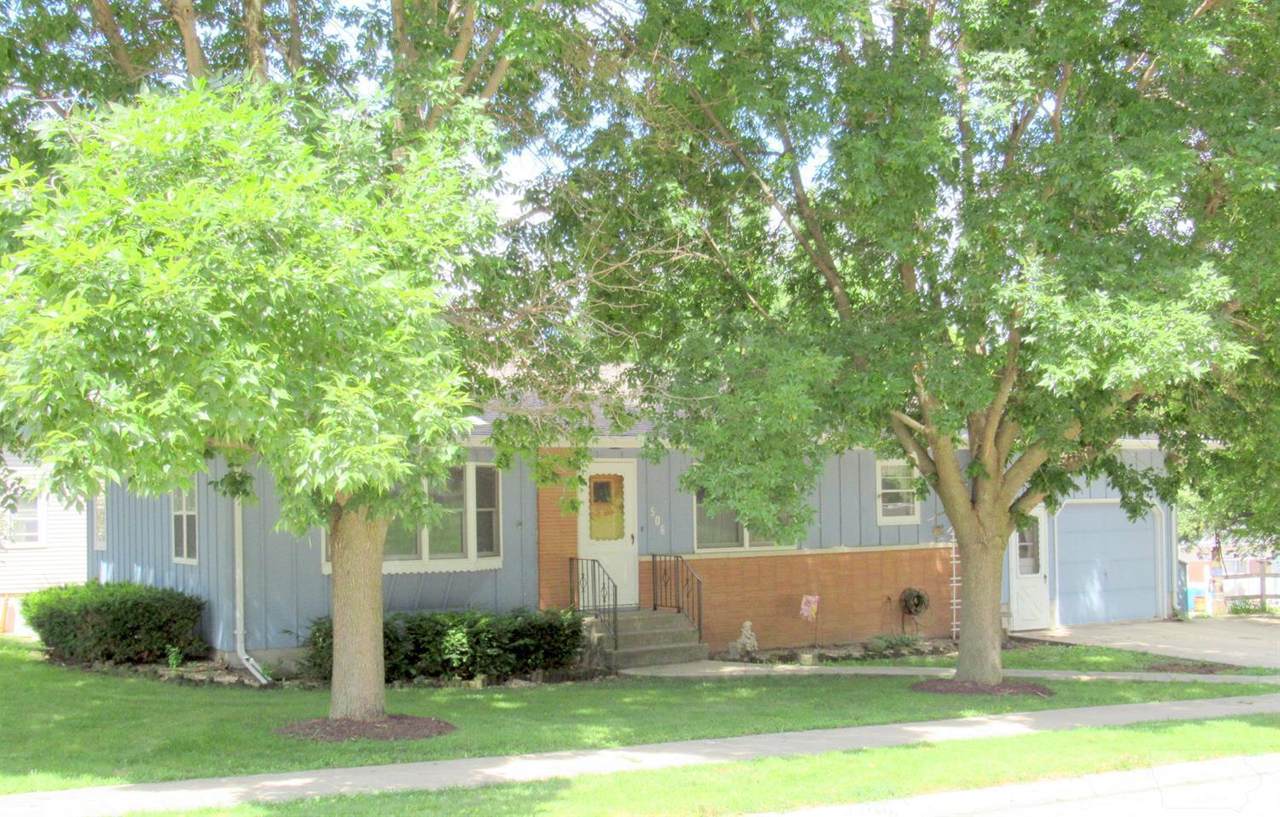 506 9th Street - Photo 1