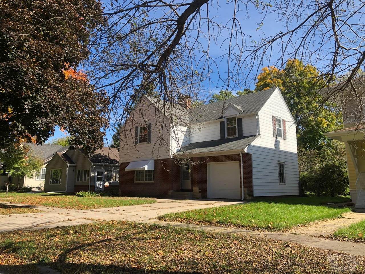 213 Kentucky Avenue - Photo 1
