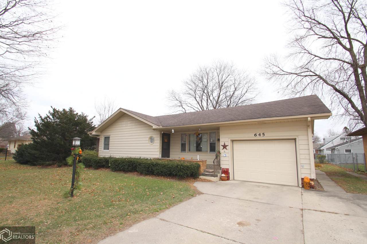 645 Vermont Avenue - Photo 1