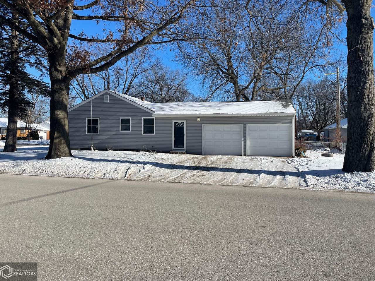 1657 Hillcrest Drive - Photo 1