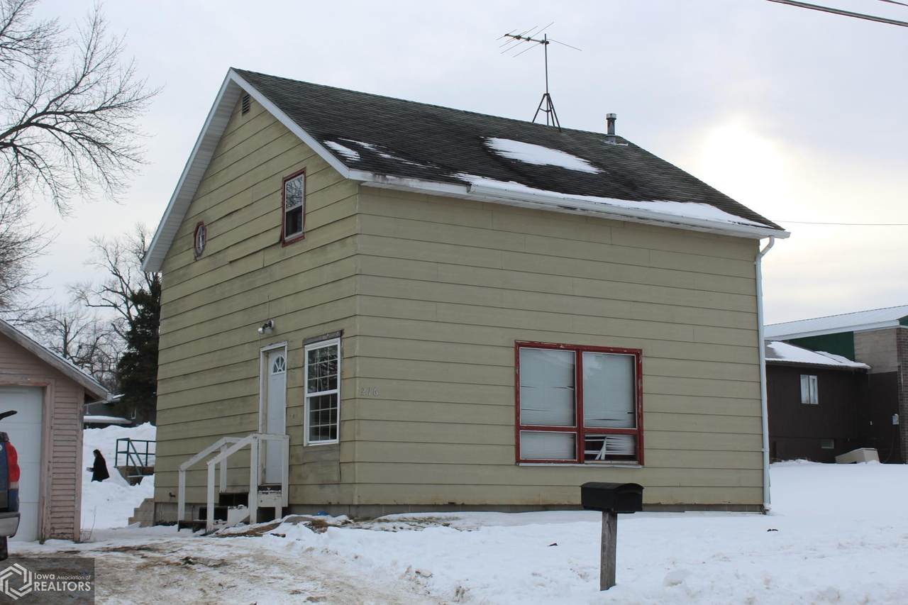 216 I Street - Photo 1