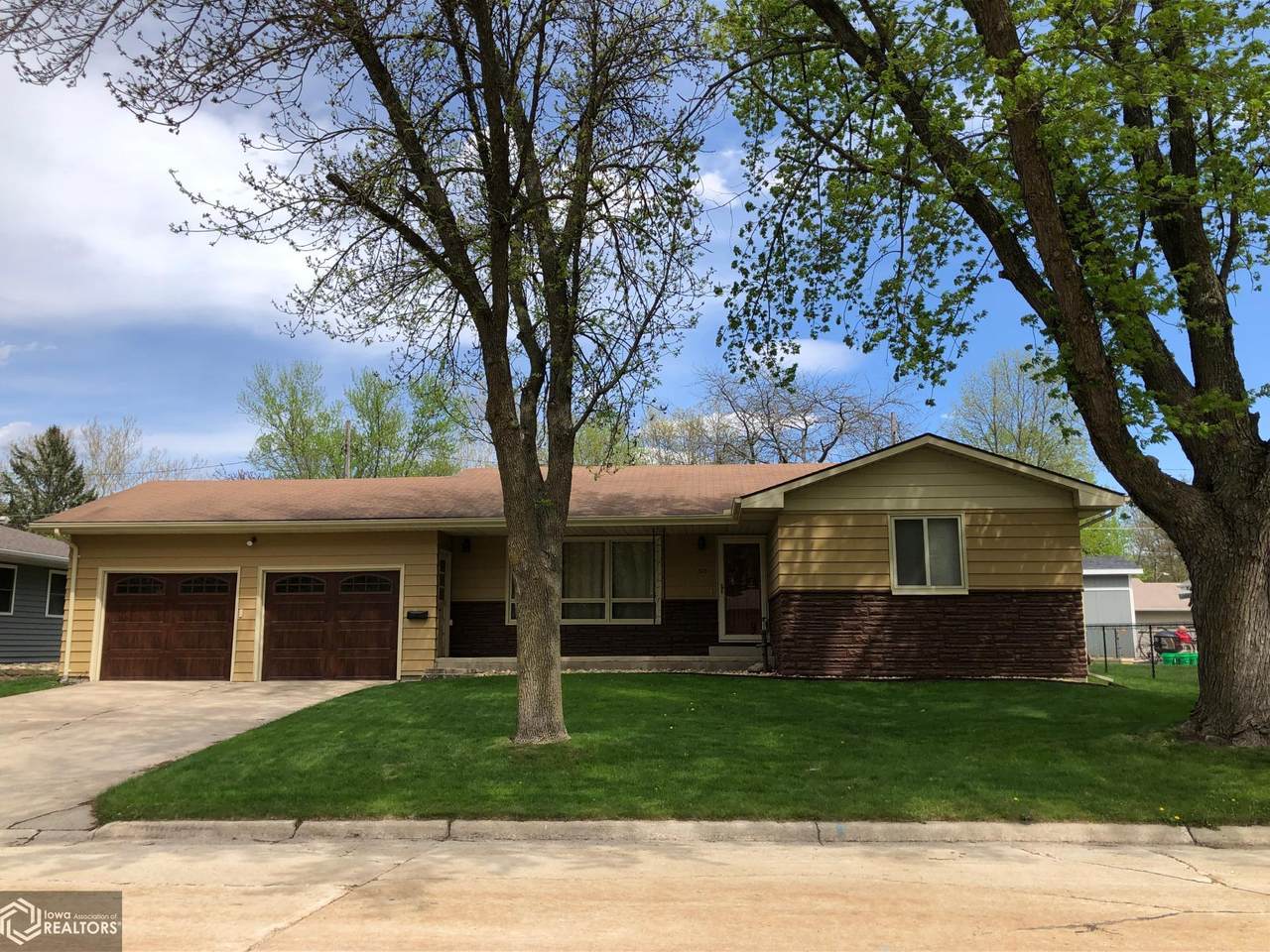 515 13th Street - Photo 1