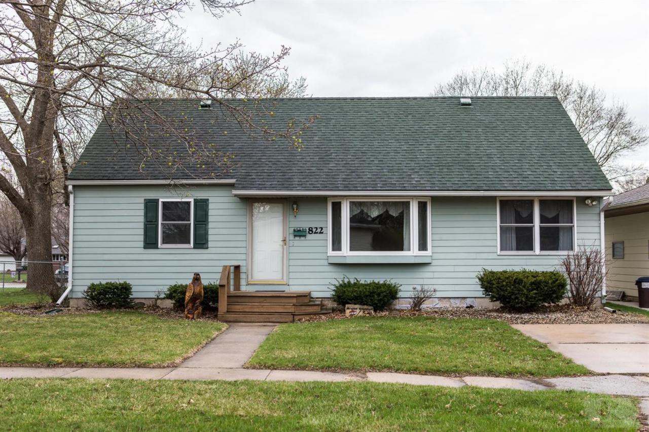 822 S. Louisiana Ave - Photo 1