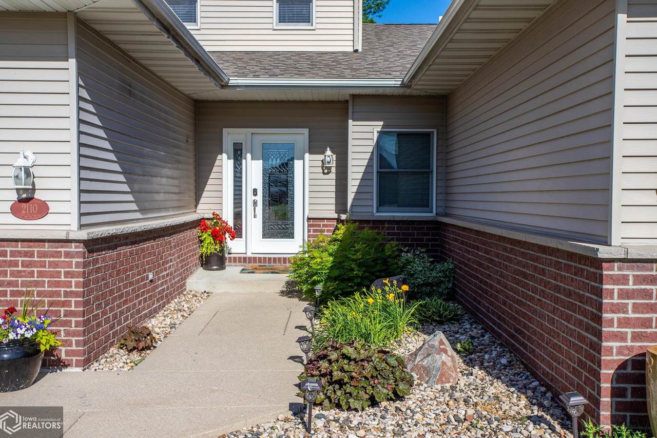 2110 Country Club Drive - Photo 1