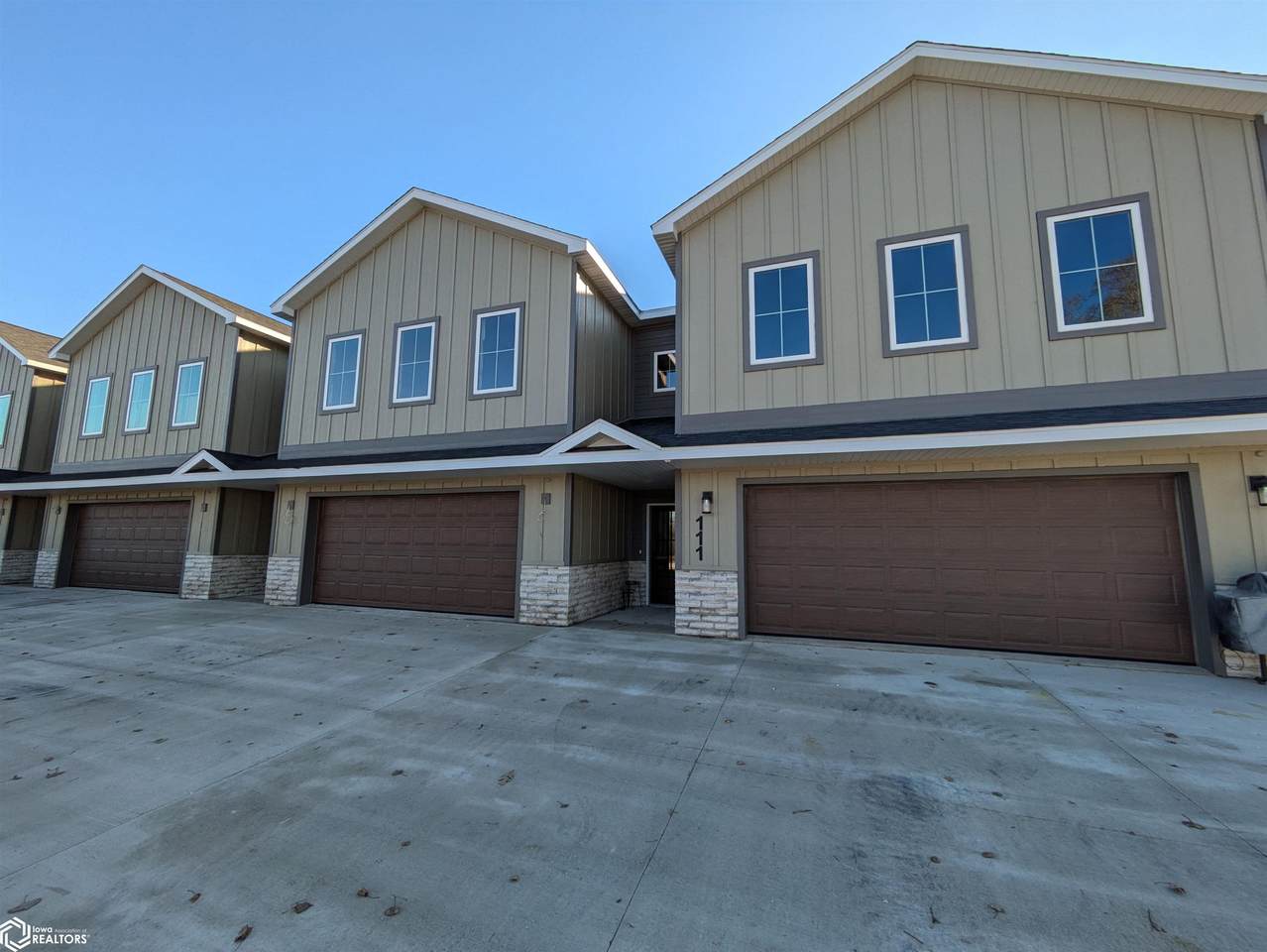 103 Stonebrook Ct. - Photo 1