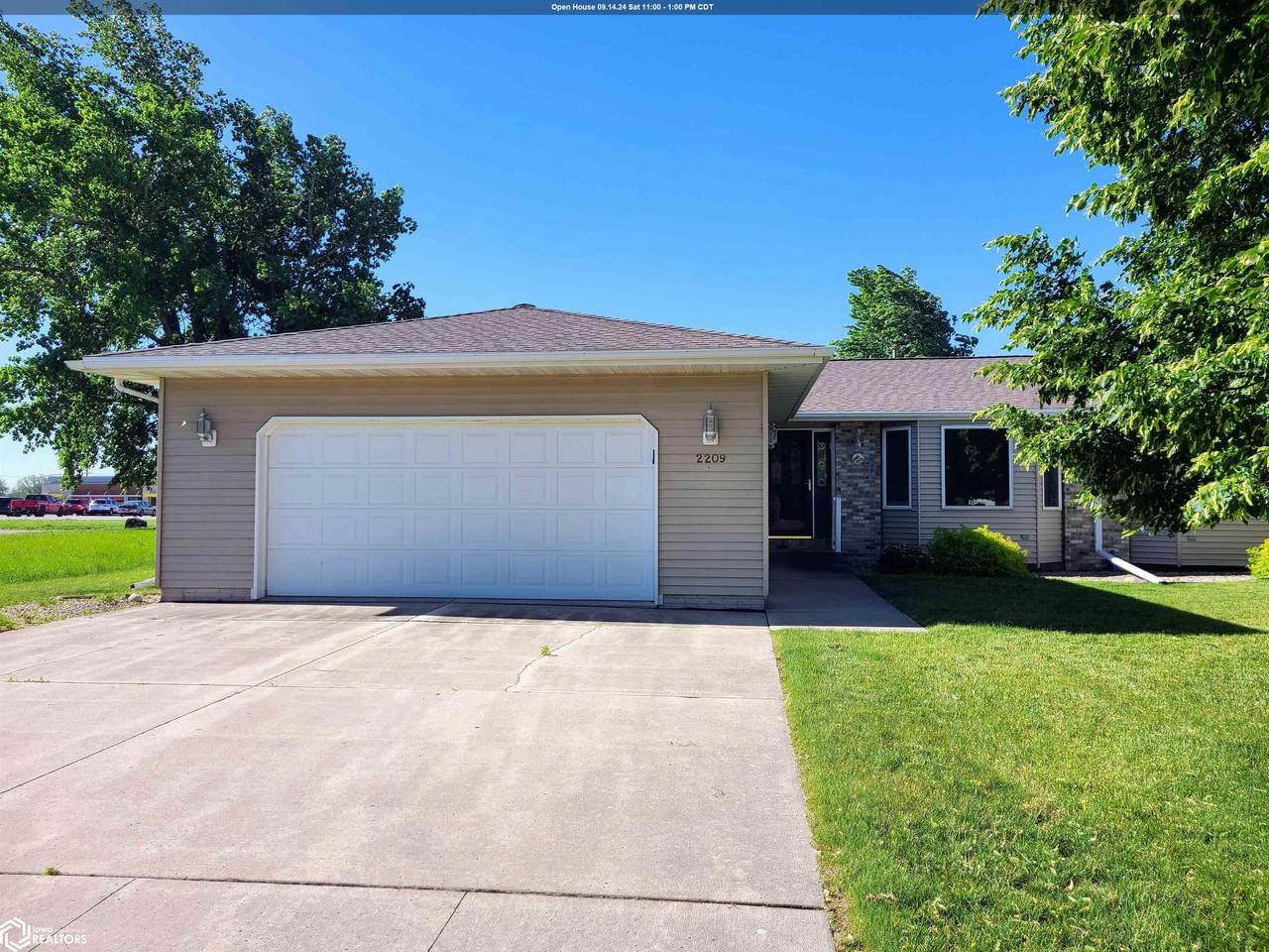 2209 14th Avenue - Photo 1