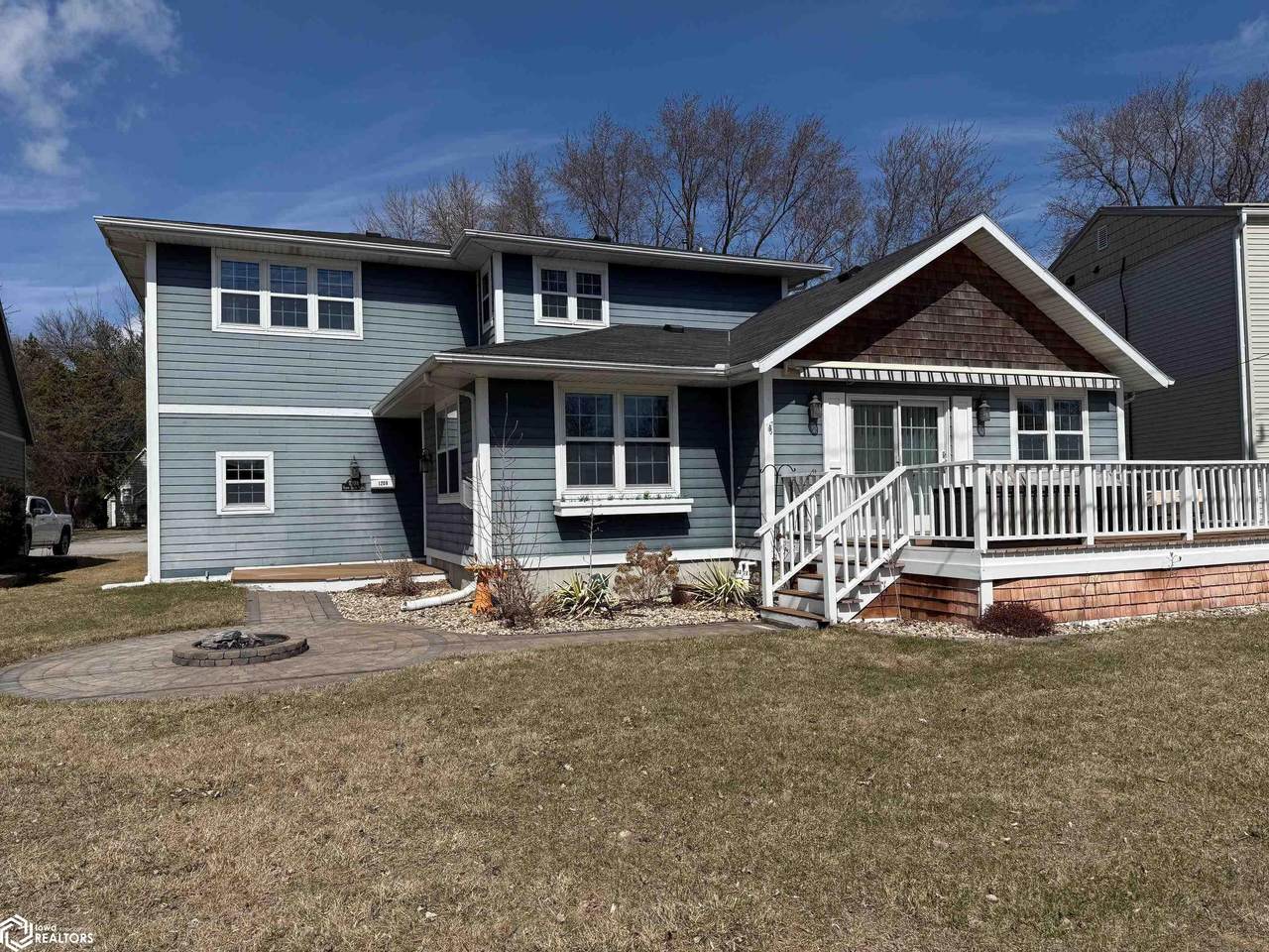 1208 Shore Drive - Photo 1