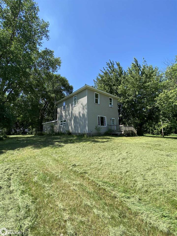 9213 160Th Street - Photo 1