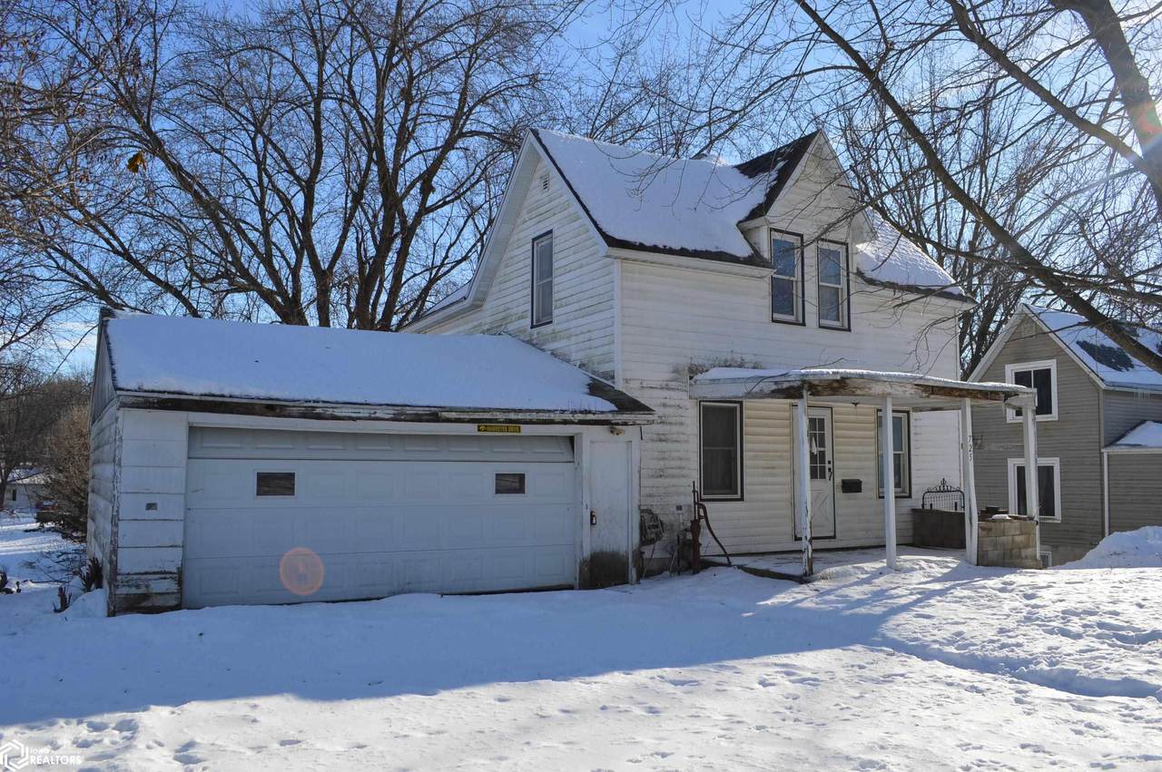 725 10th Street - Photo 1