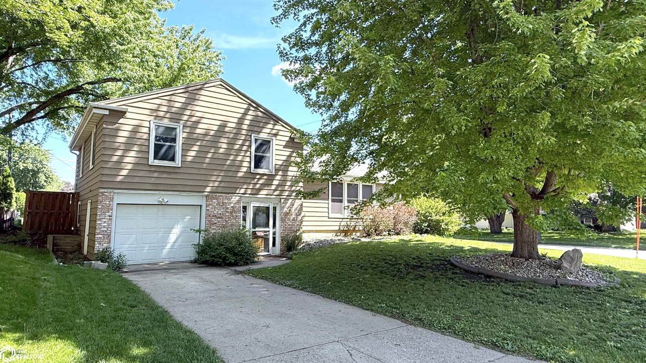 1304 2nd Street - Photo 1
