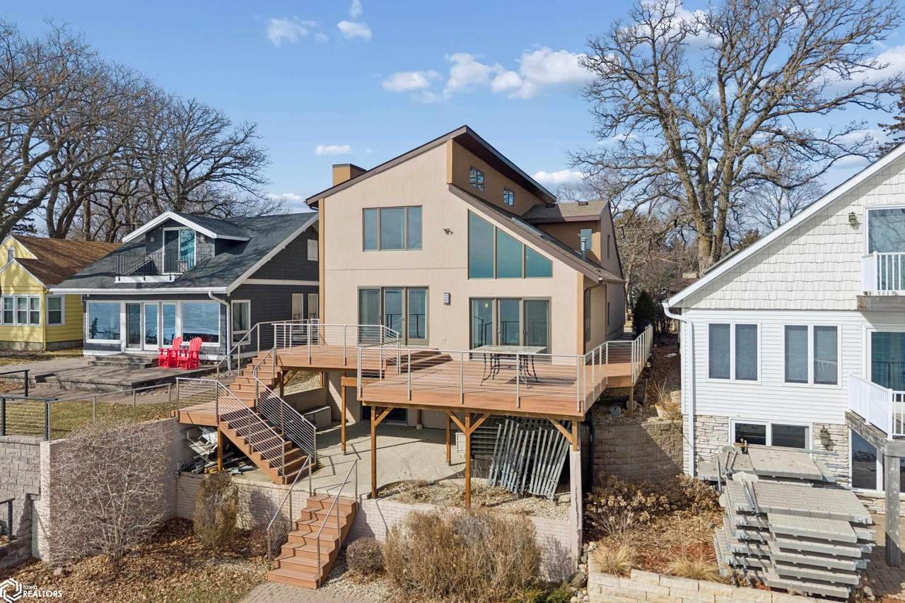 1823 Shore Drive - Photo 1