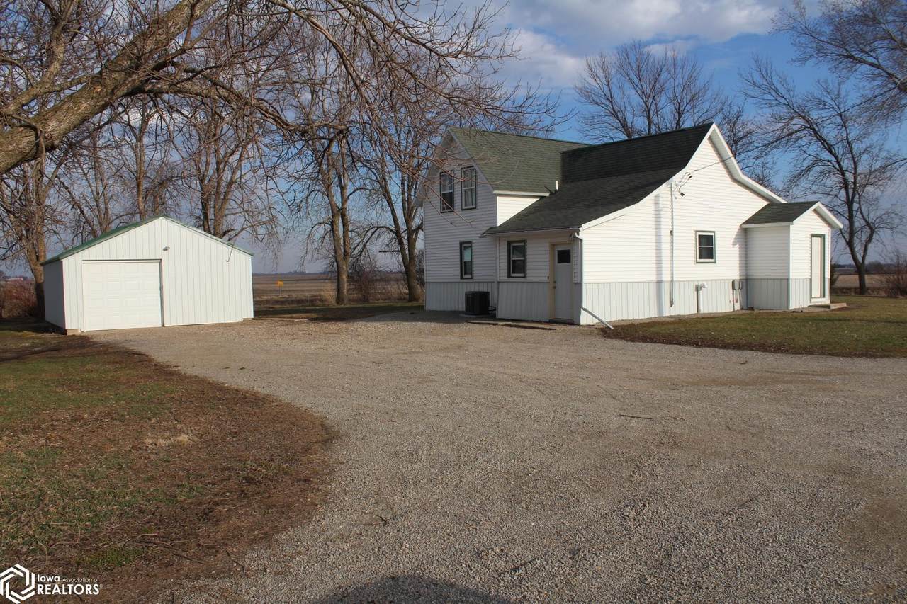 1885 260Th Street - Photo 1