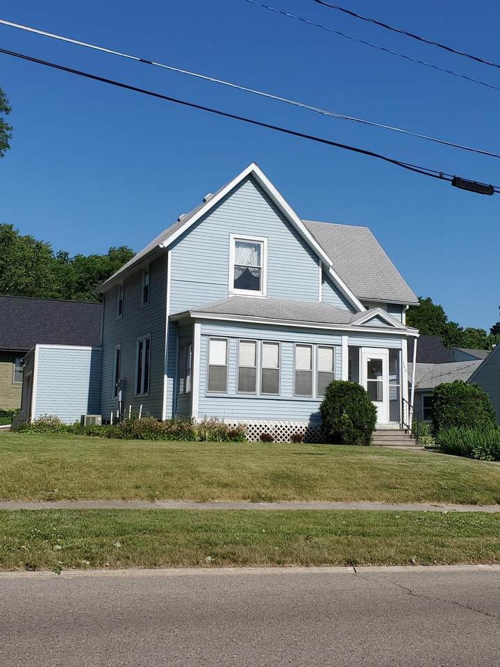 546 4th Street - Photo 1