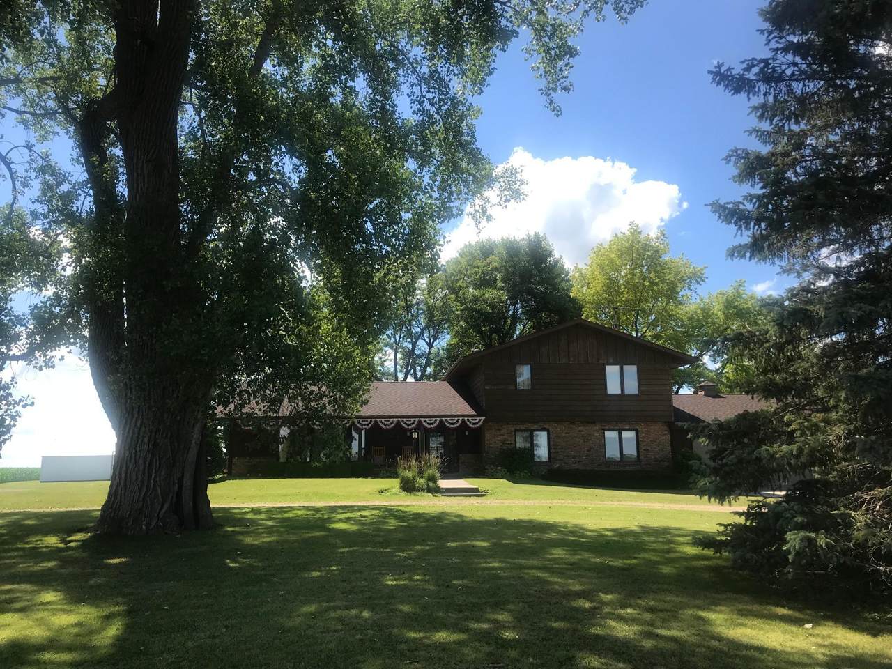 2325 Ford Avenue - Photo 1